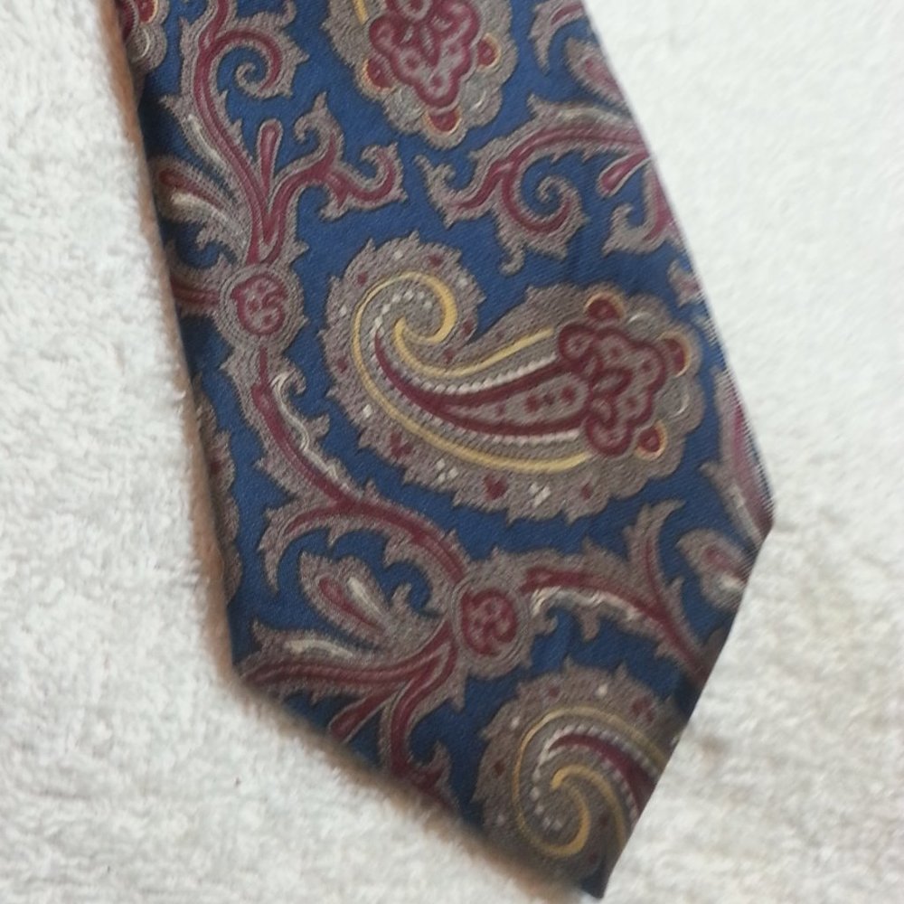 Savile Row Mens Paisley Print Silk Tie